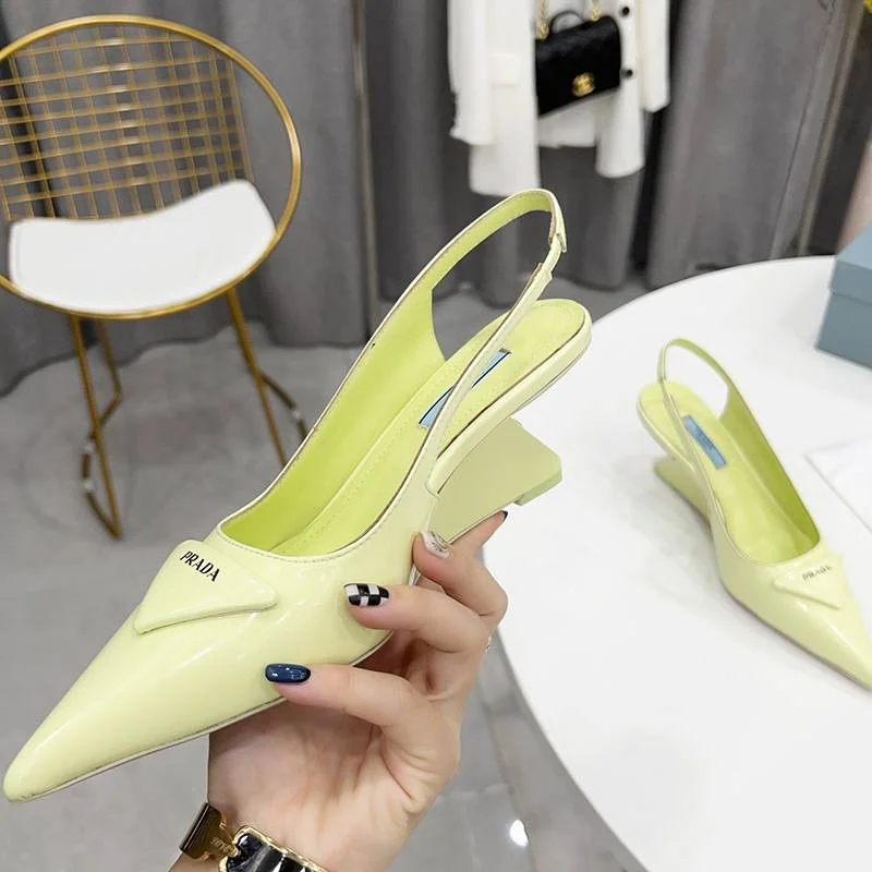 人気 最新 プラダ トライアングルロゴ パンプスサンダル コピー 多色 pur65071