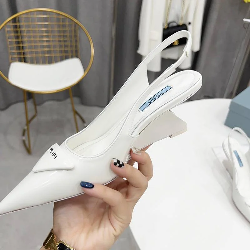 人気 最新 プラダ トライアングルロゴ パンプスサンダル コピー 多色 pur65071