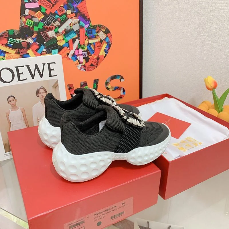 最安値挑戦【ロジェ ヴィヴィエ スニーカー コピー】ヴィヴ ラン ライトカバードバックル row82972