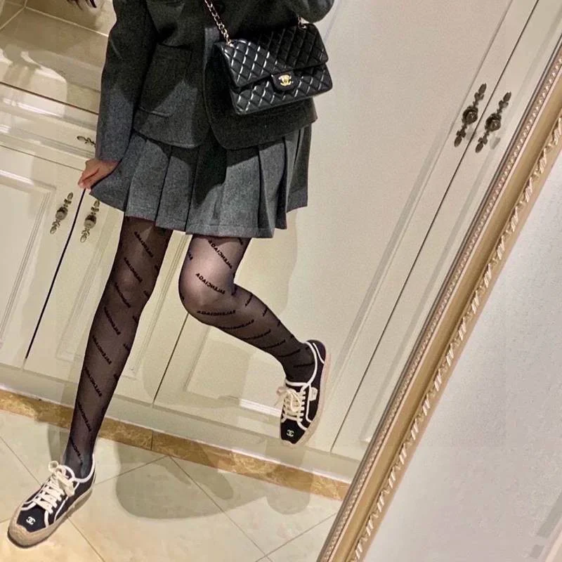 美脚が際立つ♡バレンシアガ ストッキング タイツ スーパーコピー boo62982