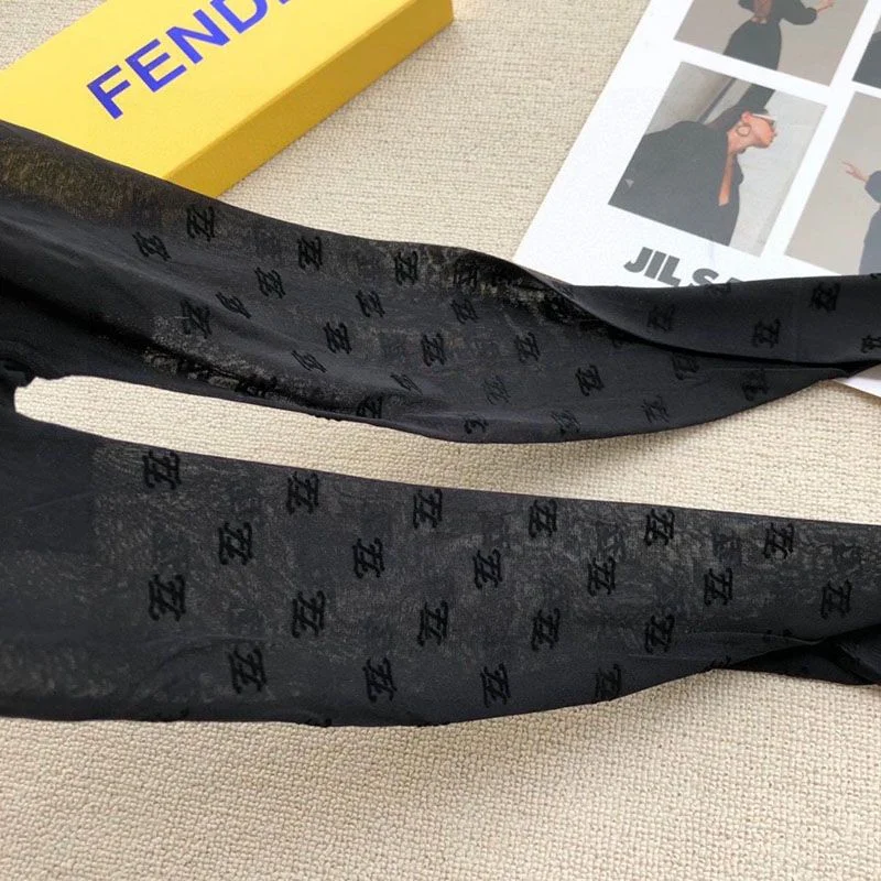 ★日本!!人気!フェンディ ナイロン 偽物 ストッキング FFカーリグラフィー fej42422