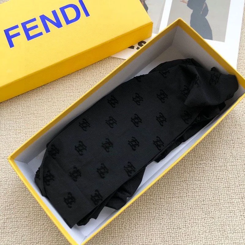 ★日本!!人気!フェンディ ナイロン 偽物 ストッキング FFカーリグラフィー fej42422