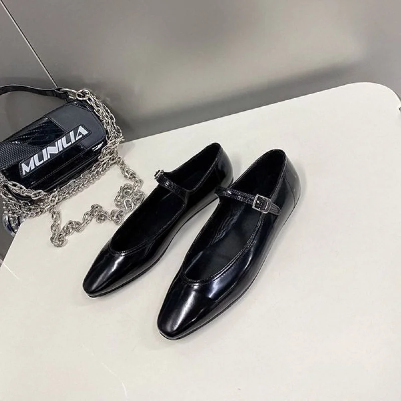 送料込ザロウ Ava レザーシューズ 偽物 メリージェーンフラット zaj83295