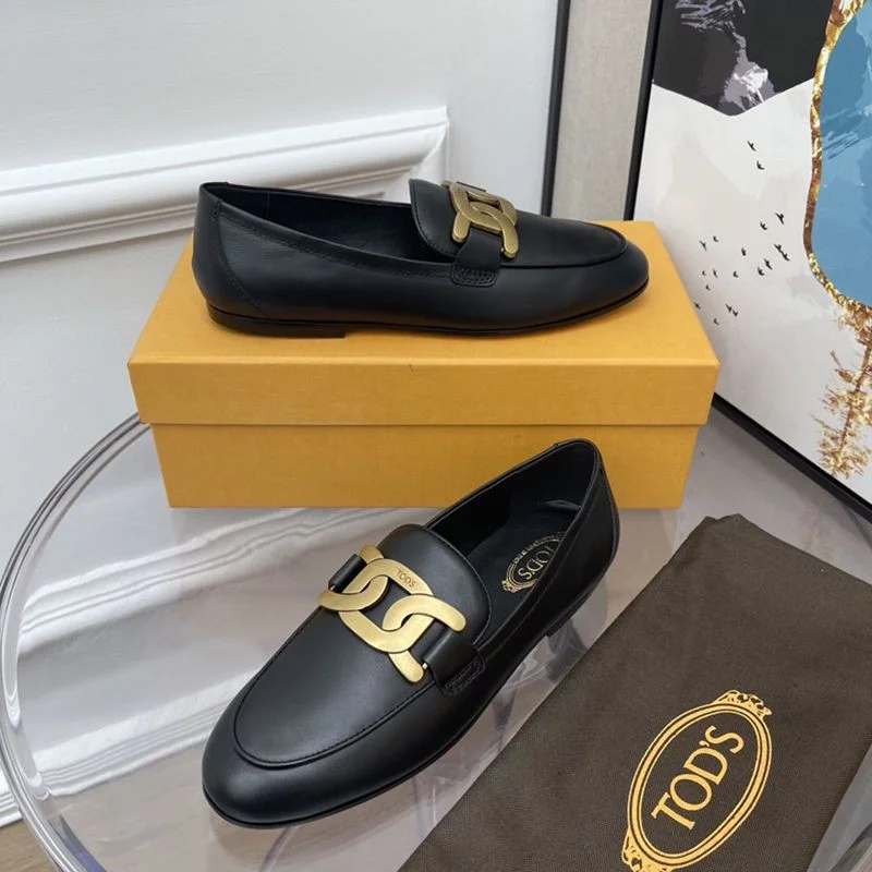目を惹くカラーTODS 偽物 ケイトレザーローファー tod14968