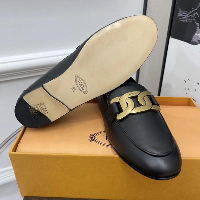 目を惹くカラーTODS 偽物 ケイトレザーローファー tod14968