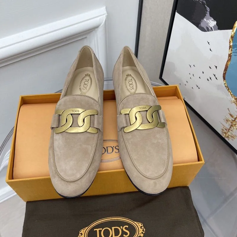 目を惹くカラーTODS 偽物 ケイトレザーローファー tod14968
