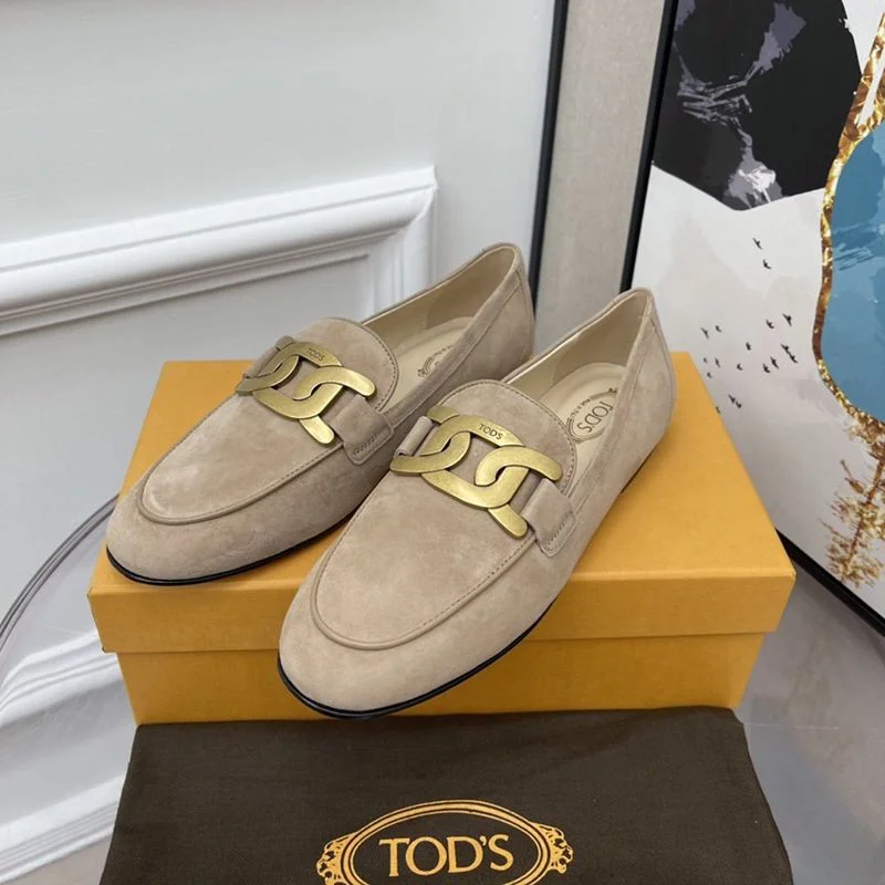 目を惹くカラーTODS 偽物 ケイトレザーローファー tod14968