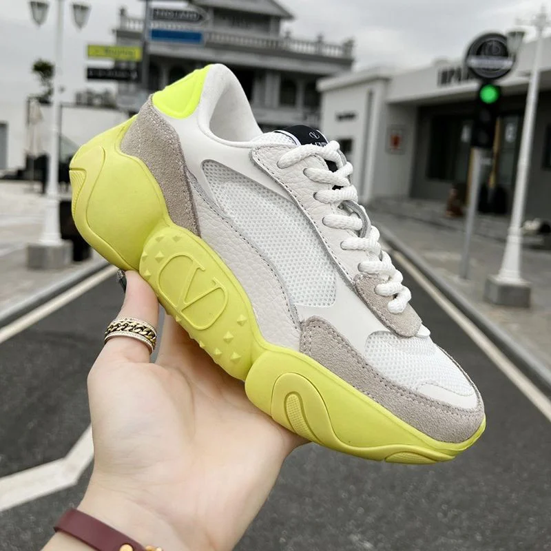 完売必至ヴァレンティノ 偽物 バレンチノガラバーニ VLTN ロゴ バウンス スニーカー Vus93811