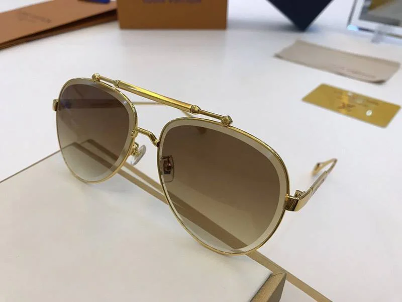 日本未入荷 ルイヴィトン サングラス コピー クロックワイズ キャンバス vue87862