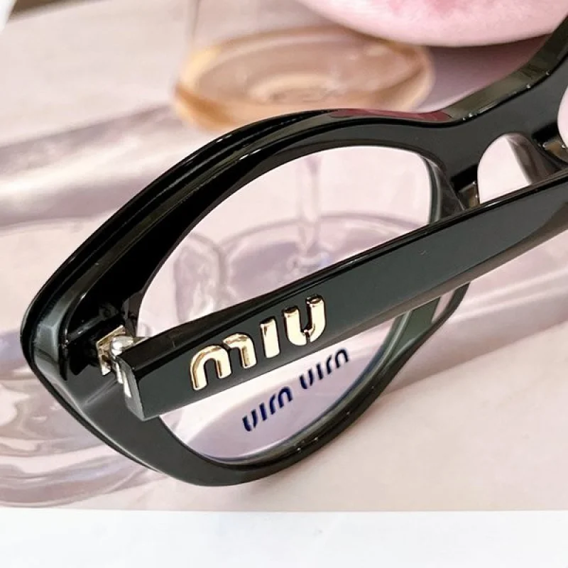 早い者勝ち ミュウミュウ サングラス コピー MU01RV