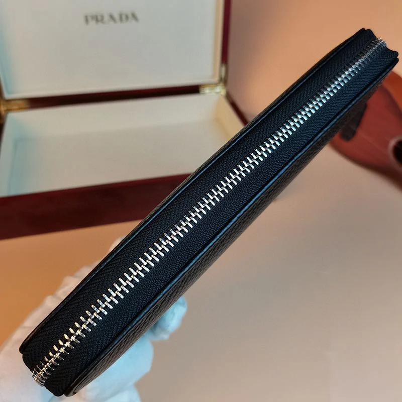 関税負担なしバレンシアガ スポーティーロゴ ジップ 長財布 コピー 490625DLQ4N1000