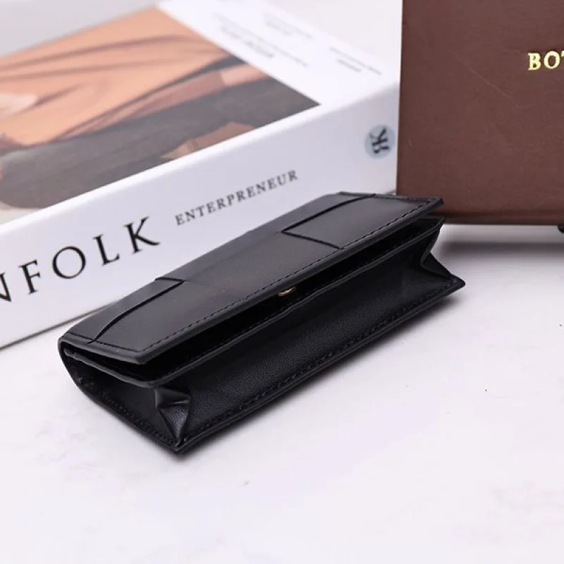 ボッテガ ヴェネタ 偽物 カードケース boi39421