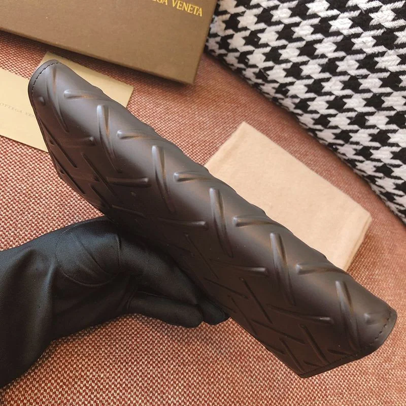 ☆超人気☆ボッテガヴェネタ ロングウォレット 偽物 boi92954