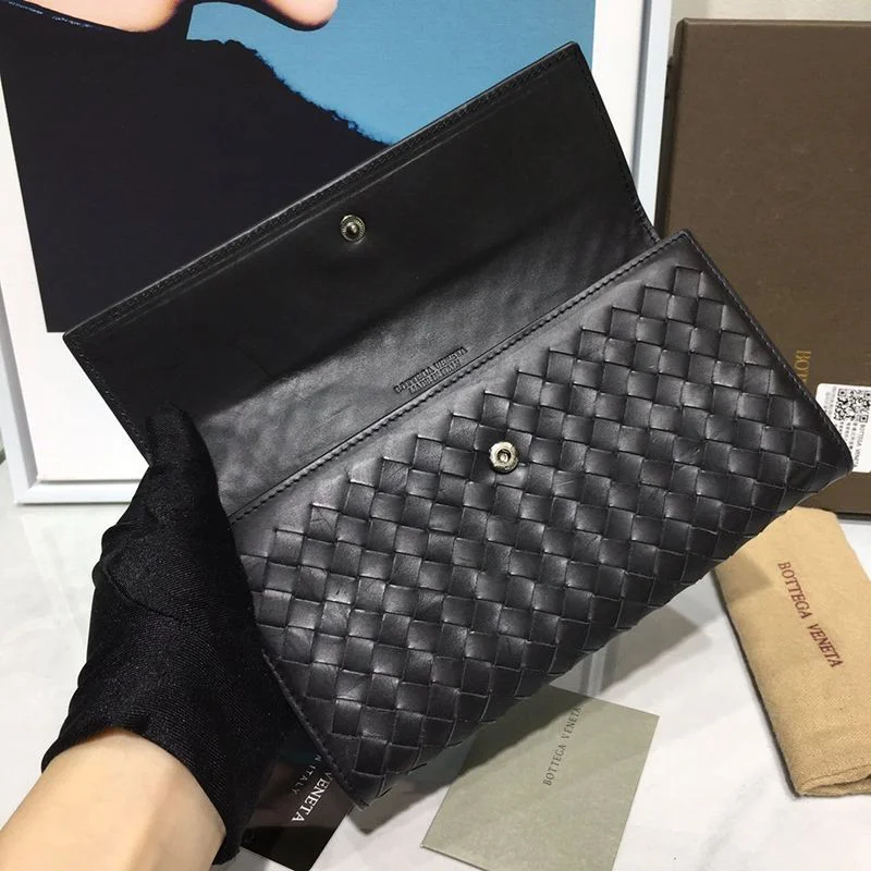 ★日本!!人気!ボッテガヴェネタ 偽物 イントレチャート ラム スナップ 長財布 bos95960