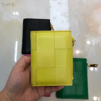 財布 667130VCQC13520 スーパーコピー