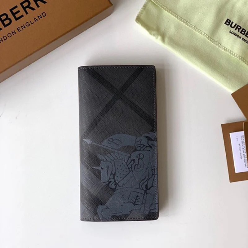 N級品 バーバリー 二つ折り長財布 コピー 小銭入れ付き Bah22113