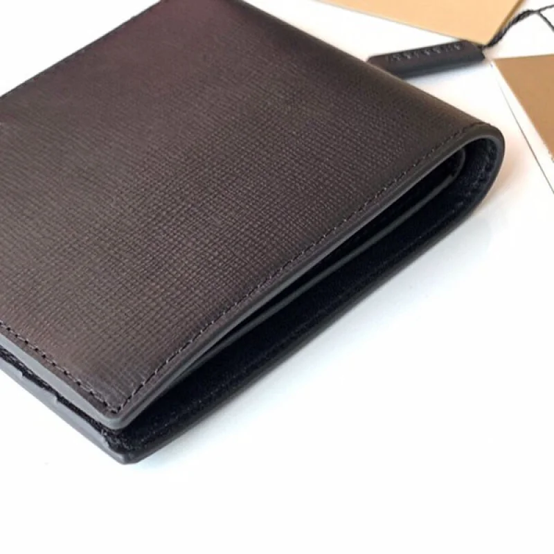 入手困難 バーバリー ロゴ レザー 折りたたみ財布 偽物 Bat33925