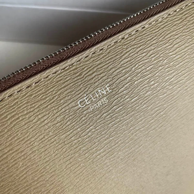 N級品【セリーヌ】ラージ ジップドウォレット 長財布 偽物 Cee39397