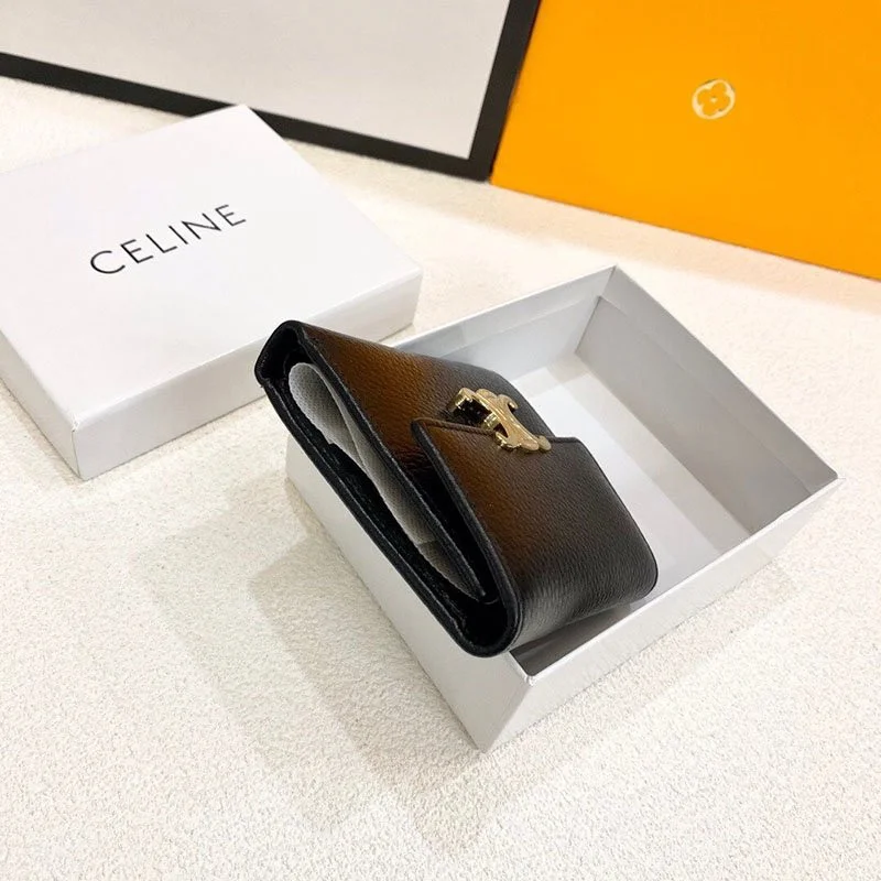超話題!セリーヌ スモール トリオンフウォレット コピー シャイニー ペプル Cem00753