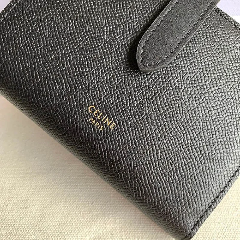セリーヌ 偽物 ミディアムストラップウォレット 財布N級品 Ceo47189