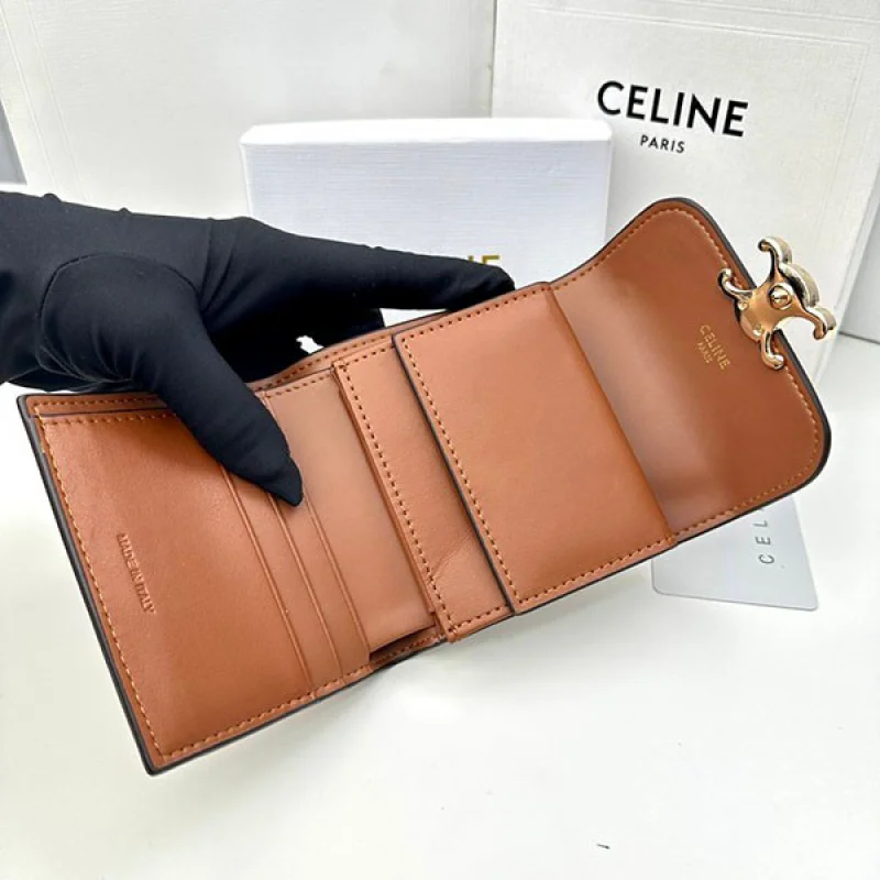 大人気!セリーヌ スモール トリオンフウォレット 偽物 Ceo73284