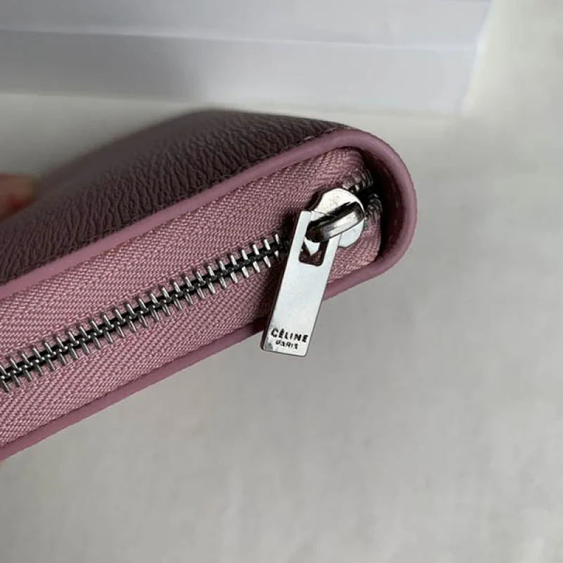 ◆すぐ届く◆セリーヌ 偽物 ラージ ジップドウォレット 長財布 Cev58190