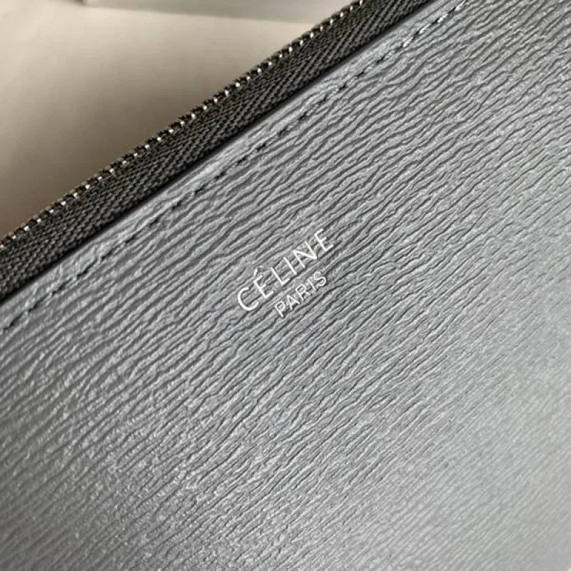 ◆すぐ届く◆【セリーヌ 偽物】ラージ ジップドウォレット 長財布 Cey24441