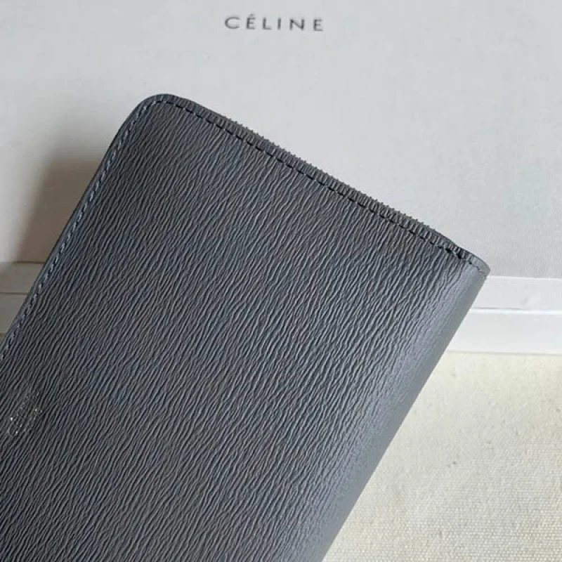 ◆すぐ届く◆【セリーヌ 偽物】ラージ ジップドウォレット 長財布 Cey24441