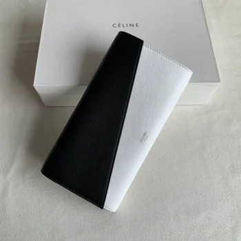 財布 Cev65795 スーパーコピー