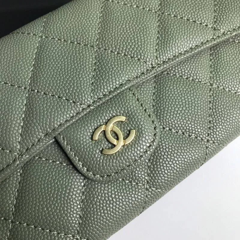 争奪戦 シャネル 二折りカブセ長財布 キャビア コピー shm47119