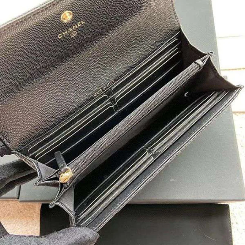高品質♪♪♪シャネル キャビアスキン ココマーク 二つ折り長財布 偽物 shj02877