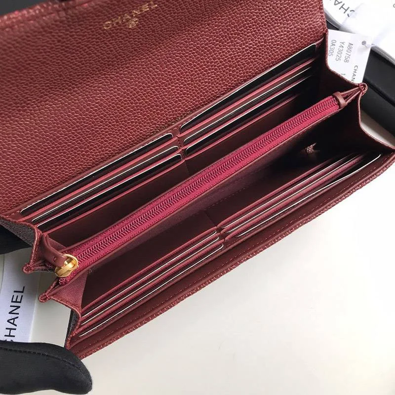 注目度抜群!シャネル 二折りカブセ長財布 コピー キャビア shn77727