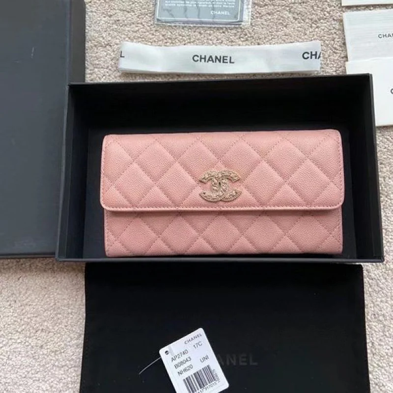 新色☆希少 シャネル キャビアスキン ココマーク 二つ折り長財布 コピー shq02240