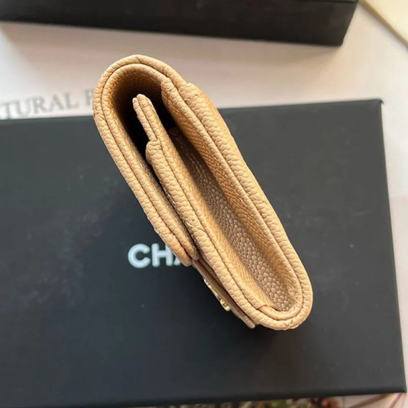 最新でオシャレシャネル ミニ財布 キャビア コピー ライトゴールド金具 shx74636