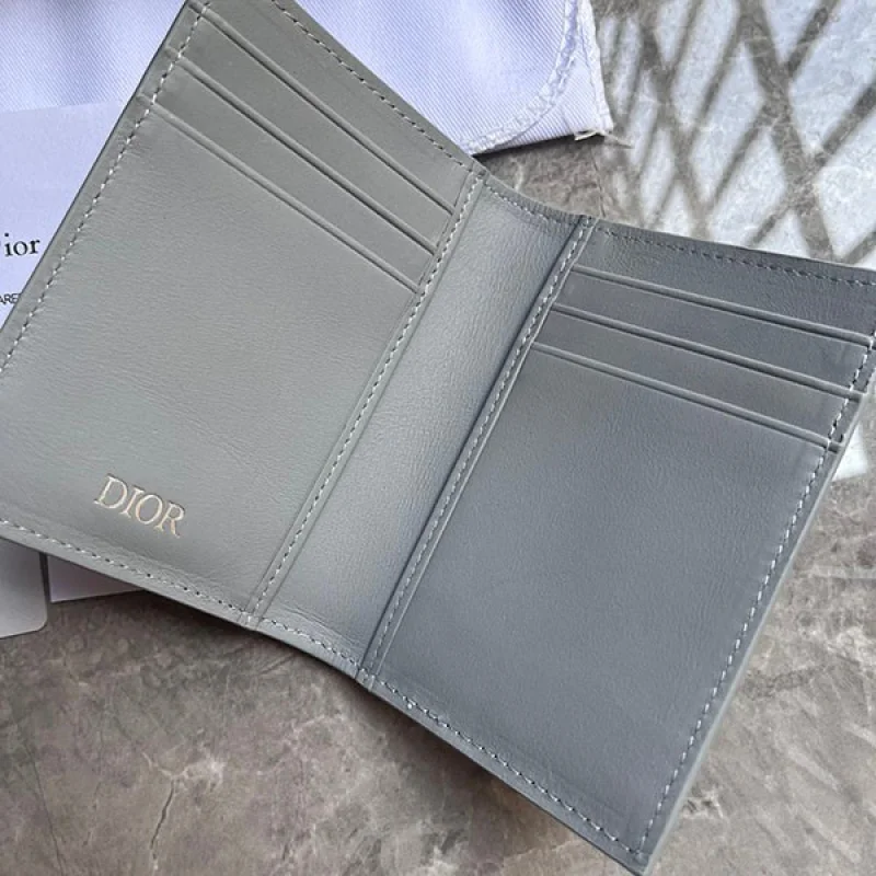 【ディオール コピー】CD ダイヤモンド キャンバス☆2つ折り カードホルダー 2ESCH138DCO_H42E