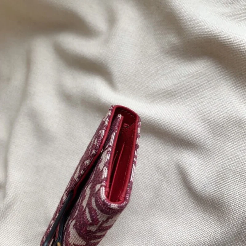 大人気! ディオールオブリーク サドル 偽物 折り財布 deh46830