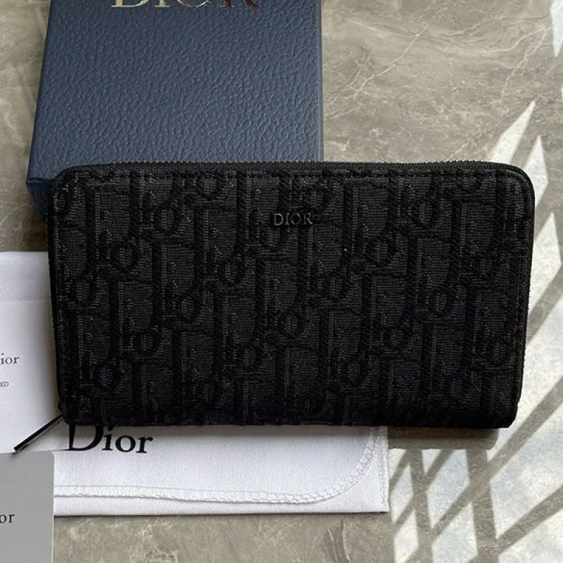 大人気!ディオールスーパーコピー ロングジップウォレット 偽物 deq22527
