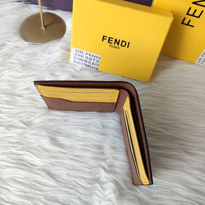 フェンディ ブラウンファブリック スーパーコピー二つ折り財布 偽物 7M0339AJJ8F1HRH