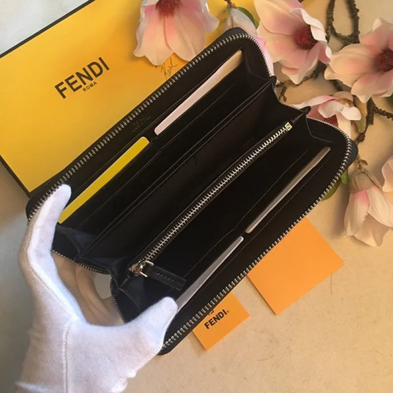 フェンディ バッグ バグズ コピー ブラックレザー 長財布 fee30631