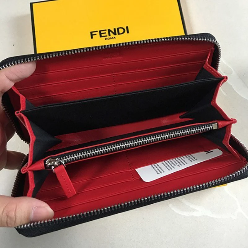 ブランドフェンディ 偽物 ブラックレザー ジップウォレット 長財布 バッグ バグズ feh99103