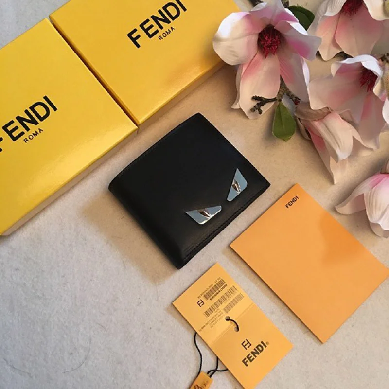 《大人気》フェンディ2つ折り財布 3Dバッグバグズアイ コピー fej01755
