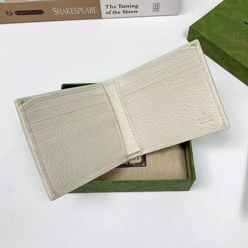 最新でオシャレグッチ ヴィンテージデザイン100%実物写真! オフィディア ウォレット コピー 597606