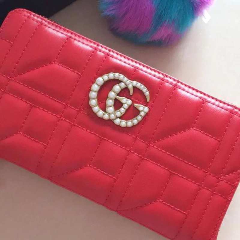 グッチ GGマーモント パール装飾 ラウンドジップ偽物 長財布