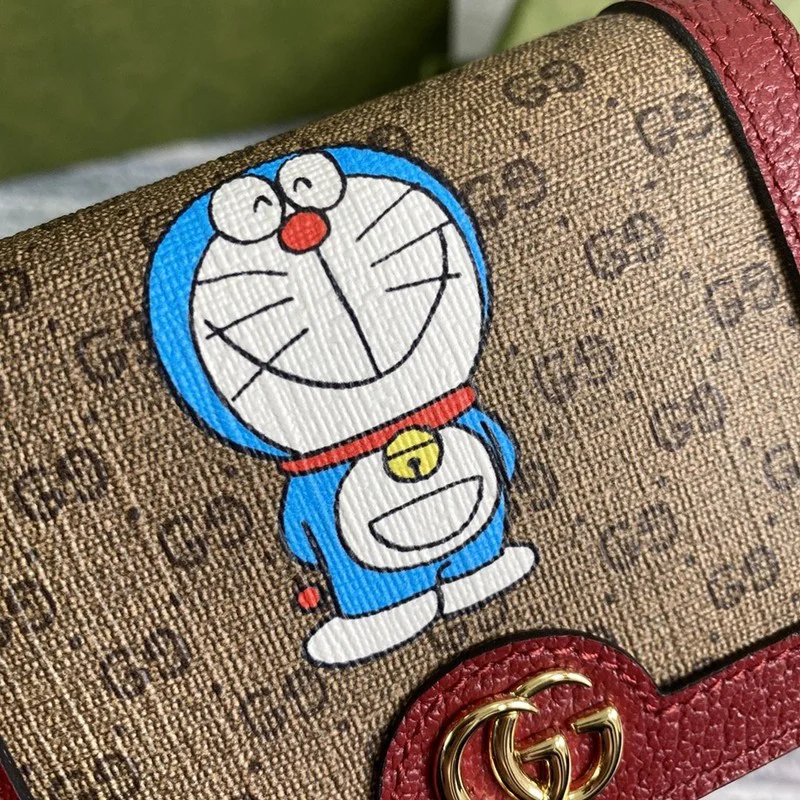話題 グッチ×ドラえもん 【人気コラボ】 二つ折り財布偽物 gue65418