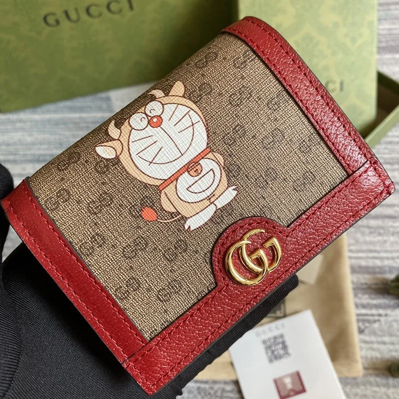 新作 グッチ×ドラえもん コピー【人気コラボ】 二つ折り財布 グッチ ドラえもん guf72131