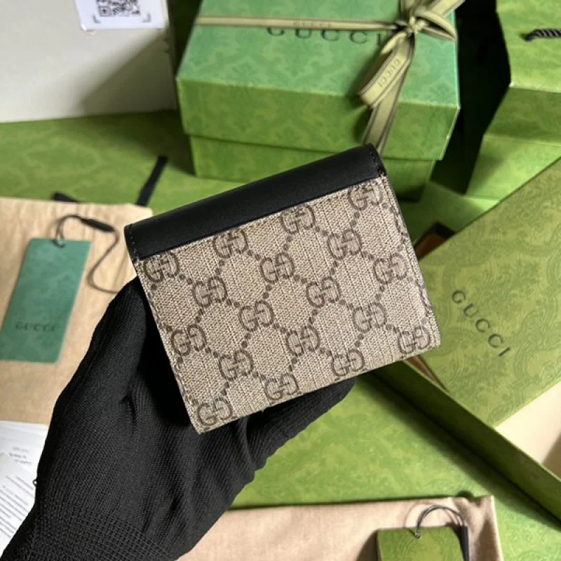 大人気！グッチ GG スプリーム 折りたたみウォレット 偽物N級品 guj05193