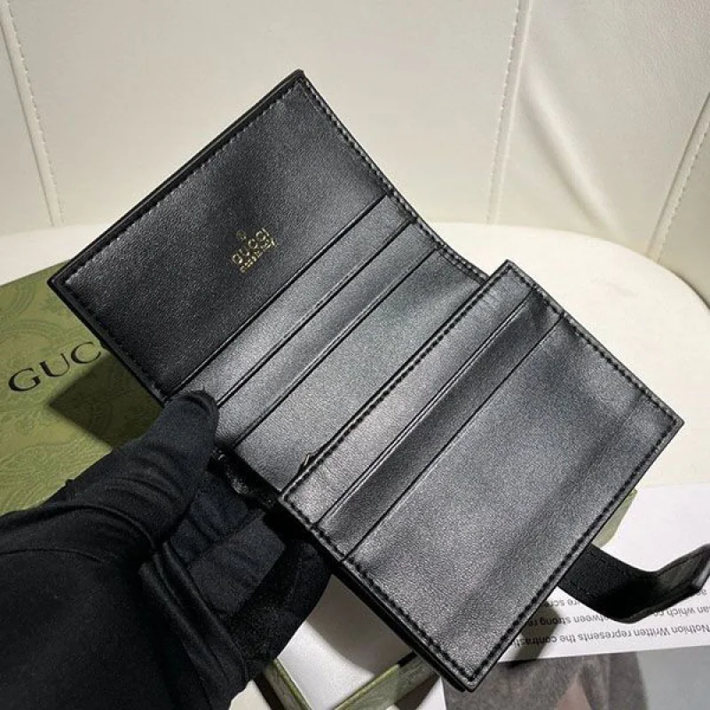 送料込 グッチ GGキルティング 折りたたみ財布 偽物 guk72442