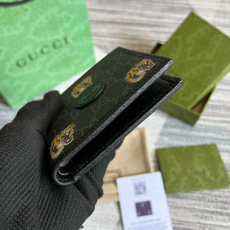 グッチ GGスプリーム 折りたたみ財布 コピー【日本未入荷】 gum00476