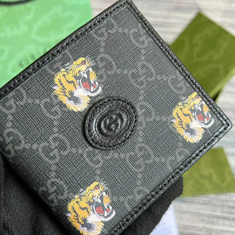 グッチ GGスプリーム 折りたたみ財布 コピー【日本未入荷】 gum00476