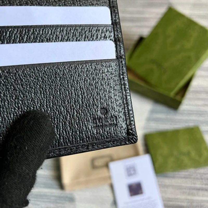 グッチ GGスプリーム 折りたたみ財布 コピー【日本未入荷】 gum00476